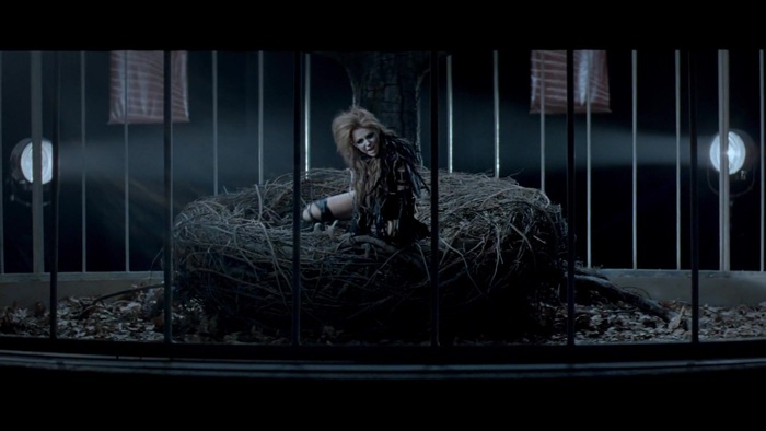 Miley Cyrus - Can\'t Be Tamed 0362