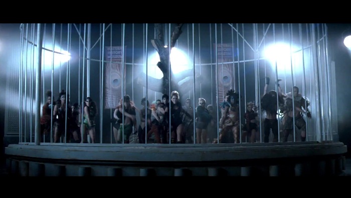 Miley Cyrus - Can\'t Be Tamed 0471