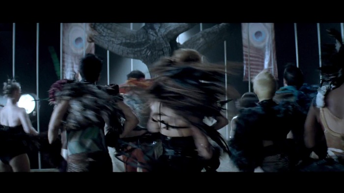 Miley Cyrus - Can\'t Be Tamed 0516