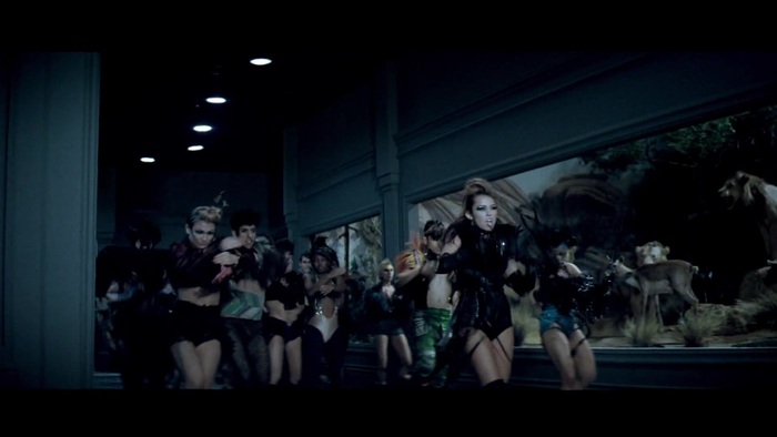 Miley Cyrus - Can\'t Be Tamed 0752