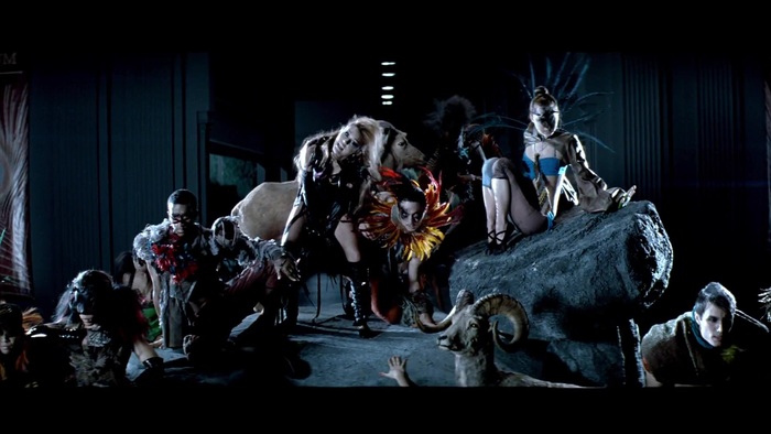 Miley Cyrus - Can\'t Be Tamed 0821