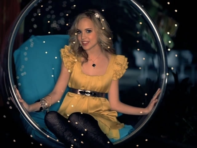 Meaghan Martin (22)