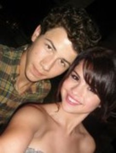 love - nick si selena love