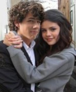 love - nick si selena love