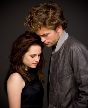 rob-and-kristen-robert-pattinson-and-kristen-stewart-2718497-309-380