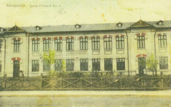 1911 Scoala nr 1 Mihai Bravu str Libertatii; Cea mai veche scoala din Alexandria
