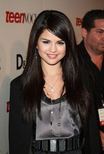 Selena_Gomez_1261439878_0 - Selena Gomez