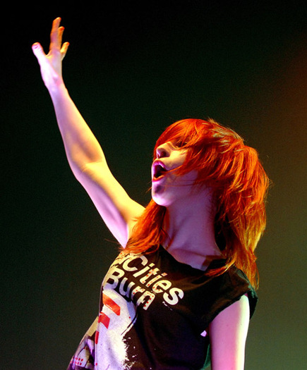 hayley_williams_paramore2 - MY FRIEND NUMBER ONE