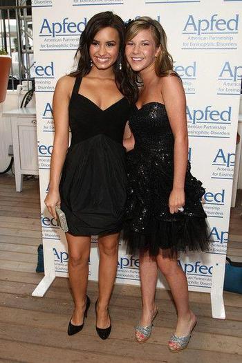 Demi_Lovato_1254688838_0 - Demi Lovato