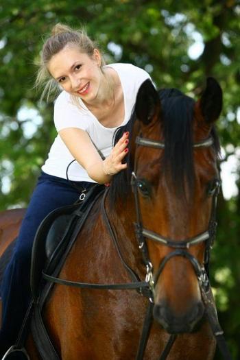 Adela_Popescu_1255119165_2 - Adela Popescu