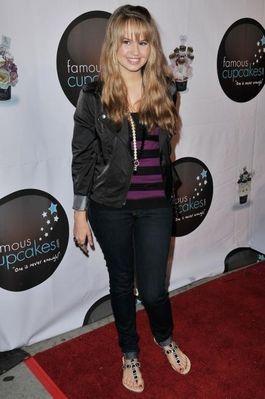 Debby_Ryan_1265524262_4 - Debby Ryan