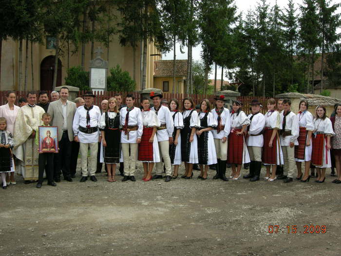 Vacanta August 2009 248 - FRUMOSUL PORT POPULAR ROMANESC DIN PALOS ARDEAL