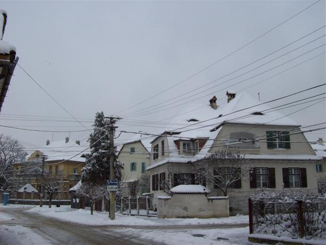 101_2083 (Small) - SIGHISOARA  IARNA album 04