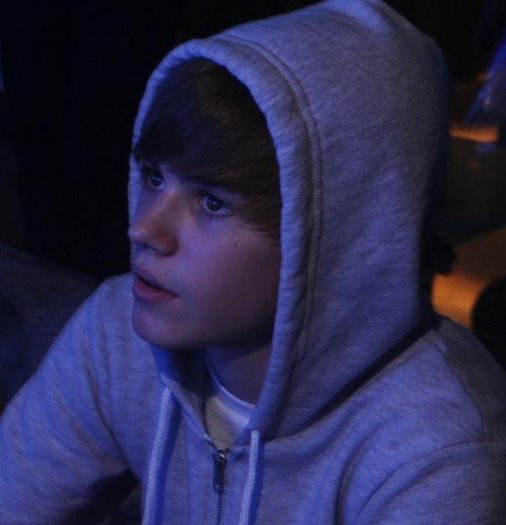 yjuj - Justin Drew Bieber