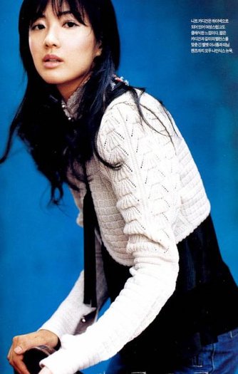21957_305408406926_282364036926_4066580_1338842_n - a---lee yo won---a