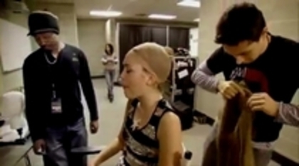 29395358_VZEXOLQZT - hannah montana cand se pregateste de concert