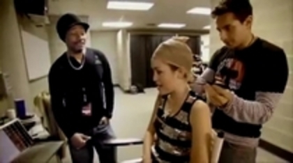 29395365_EXRXICTVC - hannah montana cand se pregateste de concert