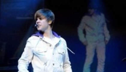 26565582_FZXCBBDKS - CaTeVa PoZe Cu JuStIn BiEbEr