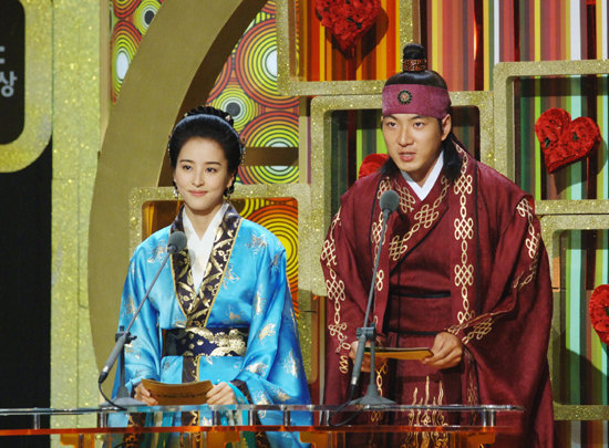 13651_1192029013637_1615766564_469088_7457582_n - q---jumong_soseono---q