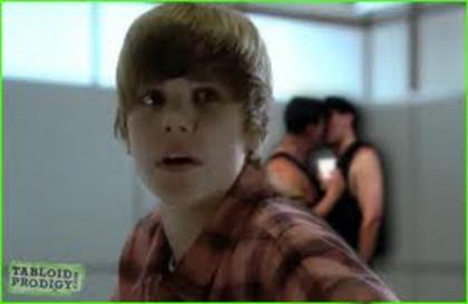 imagesCA01RAJC - Justin Bieber in CSI