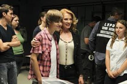 imagesCAEHTGTY - Justin Bieber in CSI