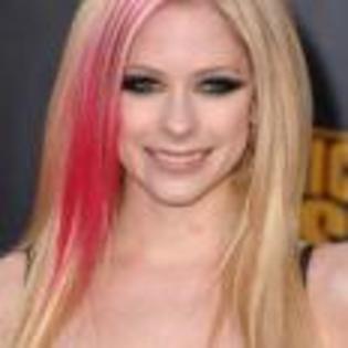 Avril-Lavigne-1222516803 - Poze Avril Lavigne