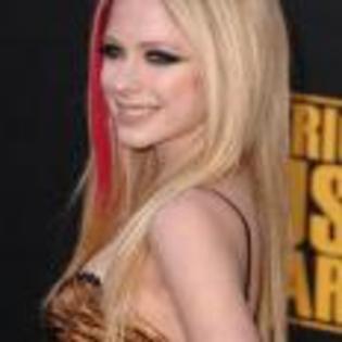 Avril-Lavigne-1222516863 - Poze Avril Lavigne