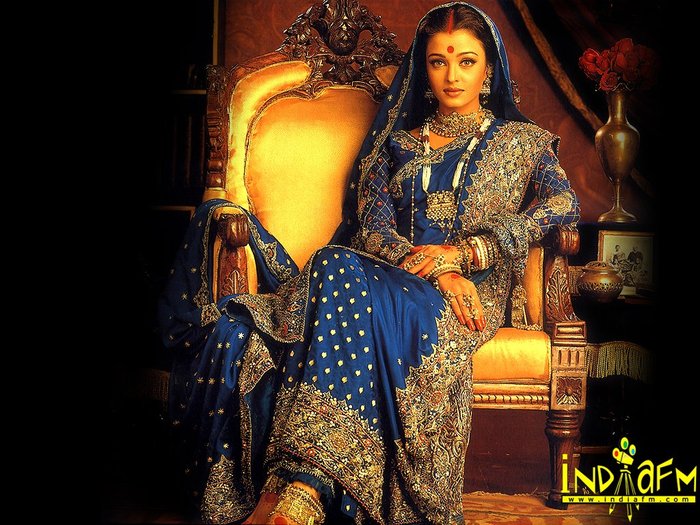 Aishwarya Rai As The Mistress 2 (Devdas)
