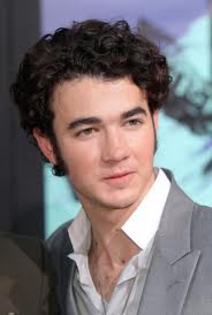 imagesCAXQ32SI - Kevin Jonas