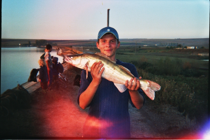 14A_00133 - la pescuit pe hanesti