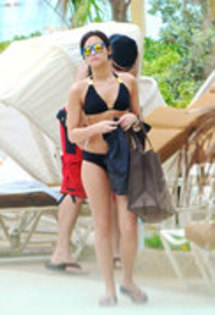 29980387_SDUTLXOJI - poze diferite