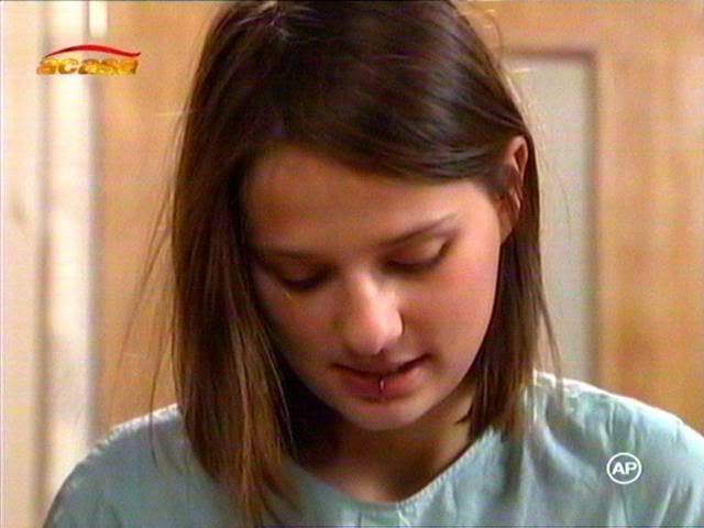 Image0427-2149TV155 - adina galupa