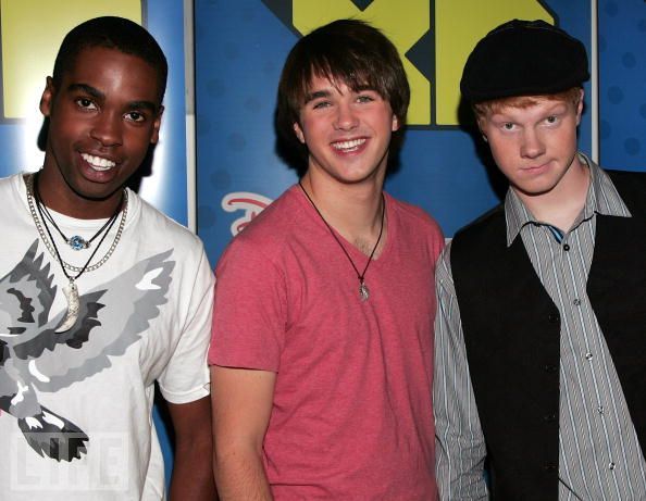 88076210 - Zeke si Luther