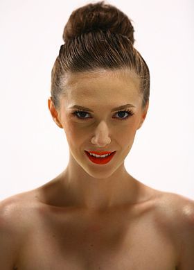 adela1[1] - Adela Popescu