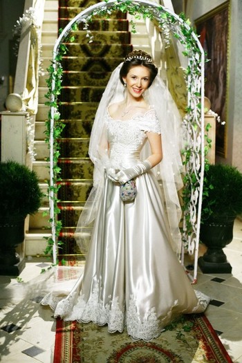 adela-popescu-mireasa[1] - Adela Popescu