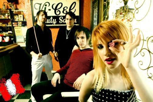 2139055paramore-22 - Paramore