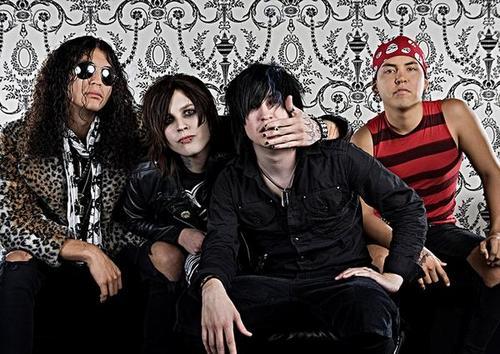 escape1 - Escape The Fate