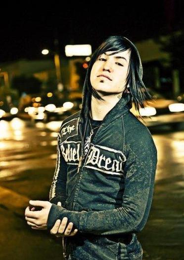 Escape+the+Fate+Craig+Mabbitt - Escape The Fate