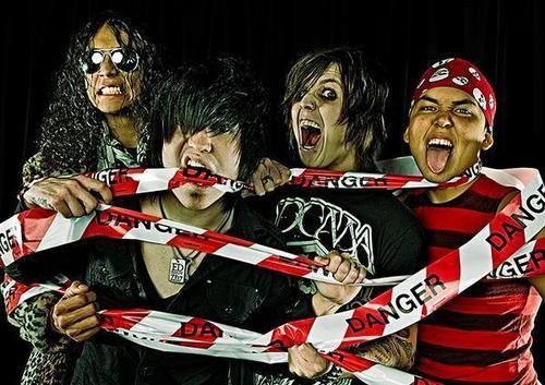 Escape+The+Fate+dangerrr - Escape The Fate