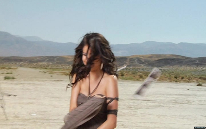 Selena (6) - Behind the scene