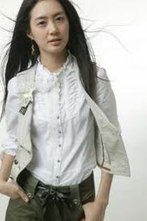 14 - Lee Yo Won