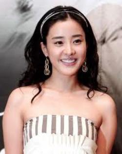 37 - Lee Yo Won