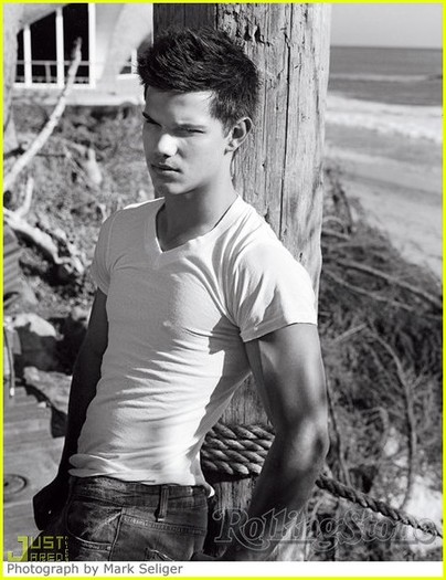 c343 - POZE TAYLOR LAUTNER