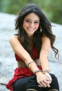 RUCVCUSVHDXPSRVSWZD - vanessa hudgens