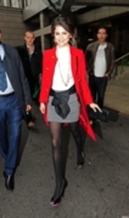 normal_001 - September 27th - Leaving Her Hotel_in London