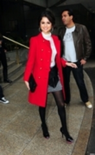 normal_004 - September 27th - Leaving Her Hotel_in London