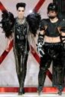 bill-kaulitz-black-angel%20(244) - Bill Kaulitz pe podium