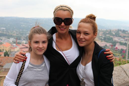 diana-dumitrescu-si-ducu-ion-vacanta-de-vis-pe-coasta-de-azur-galerie-foto_5[1]