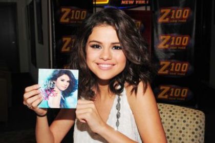 normal_002 - September 22th-Promoting Album at Z100