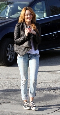  - x At Coffee Bean in Toluca Lake - 5th February 2011